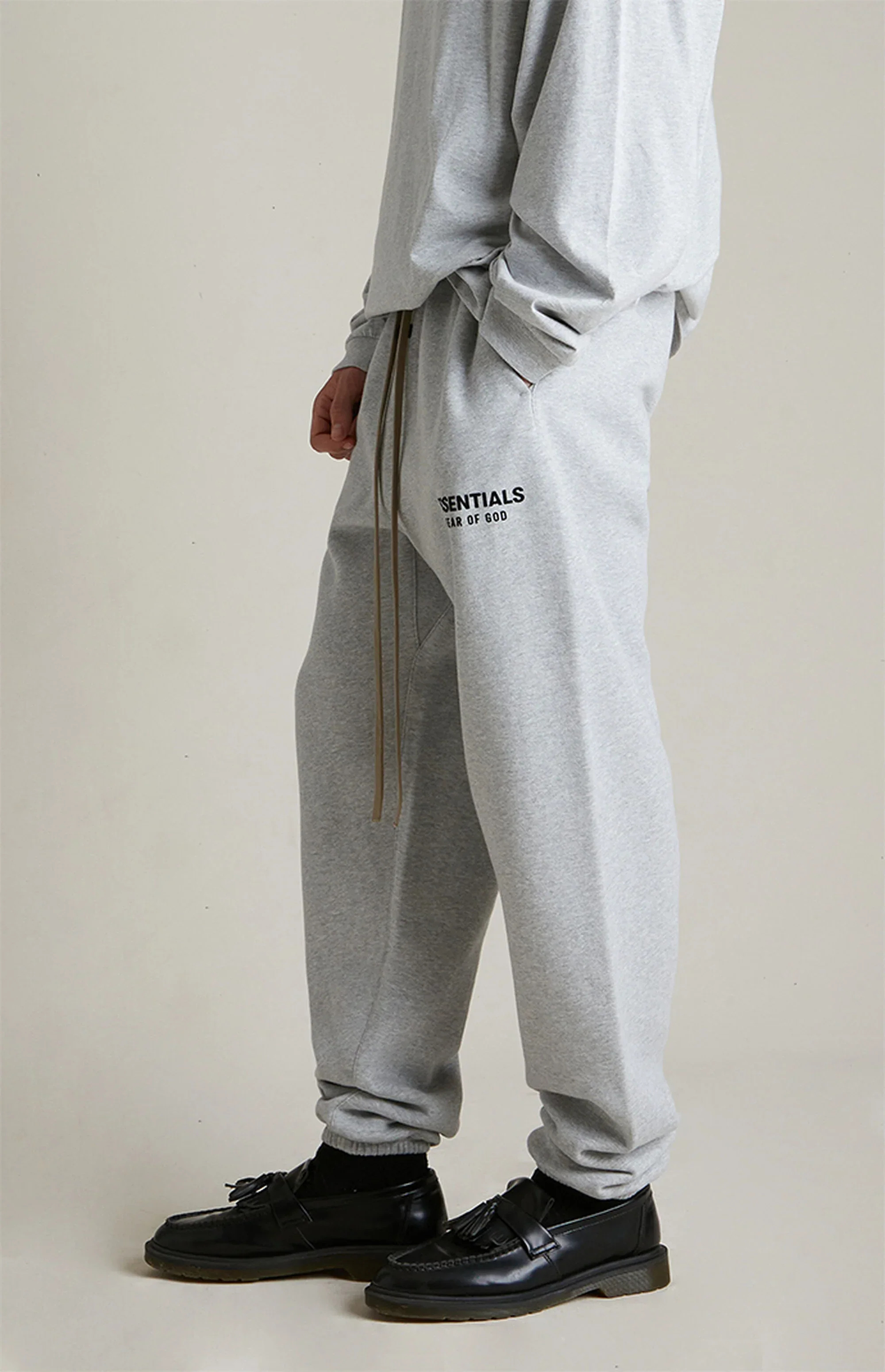 Fear Of God Essentials Sweatpants Fleece Light Heather Gray - Image 2